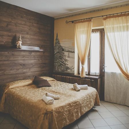 Hotel Residence Giardini Piode Luaran gambar